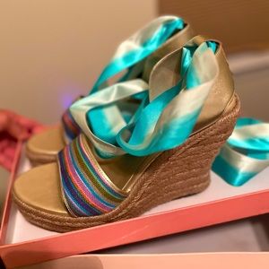 Beautiful New JLo Espadrille Wedge Shoes. Blue Satin